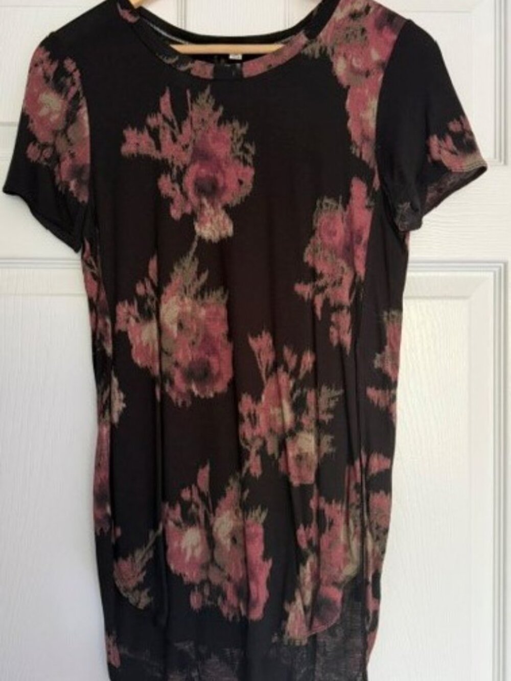 Aritzia Wilfred Floral Tunic Top Black Red Size XXS